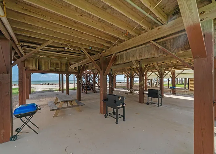 Oceanfront 2Br Cottage W Sunsets Views Comfy And Pet And Family Friendly