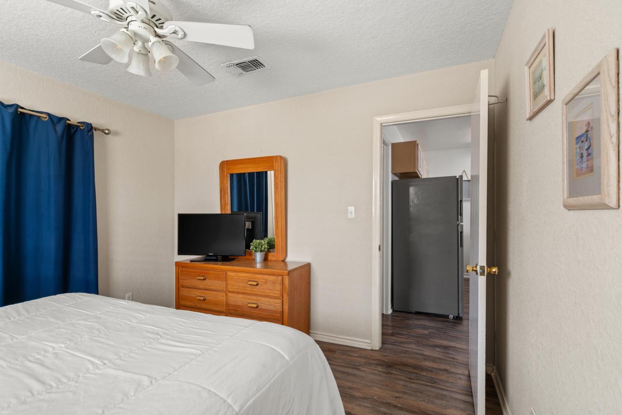 Oceanfront 2br W Sunsets Views Comfy And Pet And Family Friendly