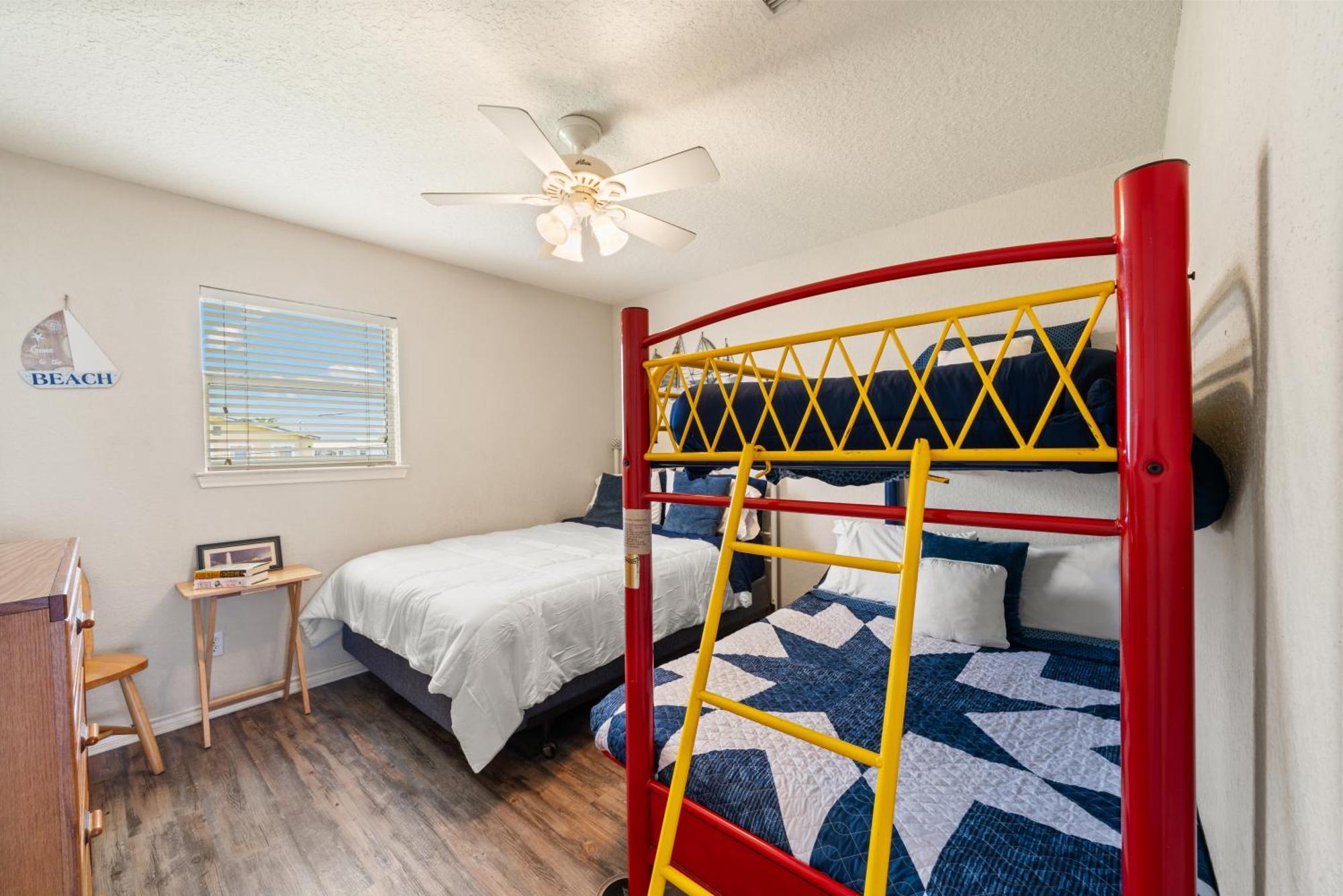 Oceanfront 2br W Sunsets Views Comfy And Pet And Family Friendly
